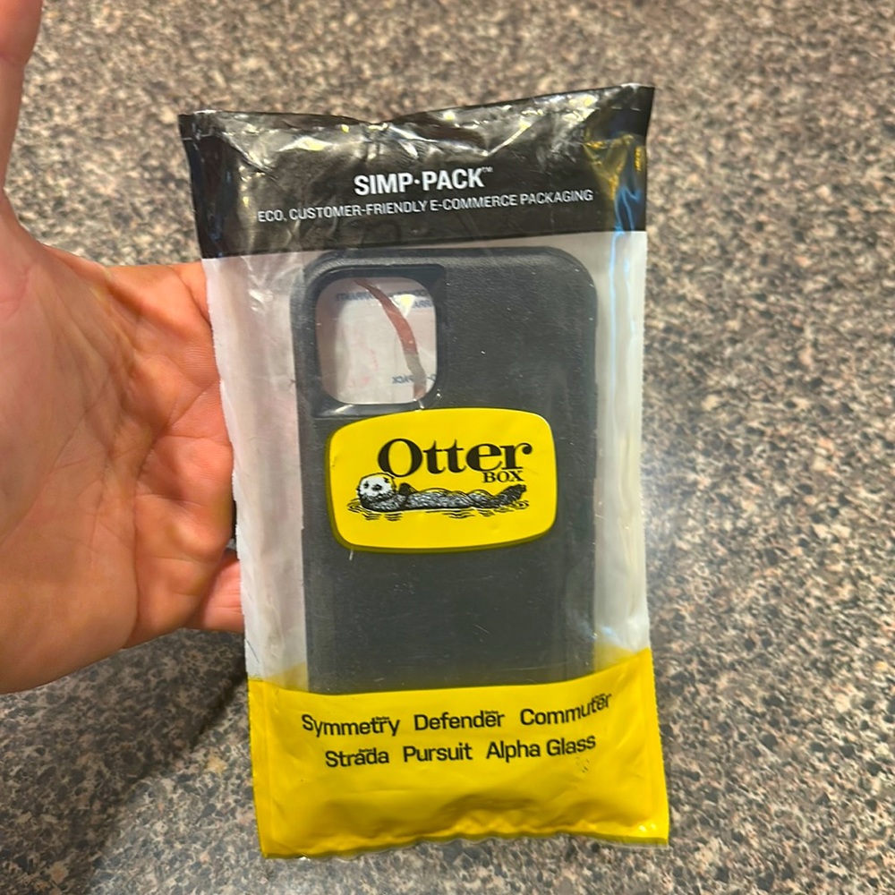 iPhone 11pro Otter box commuter. New opened package.